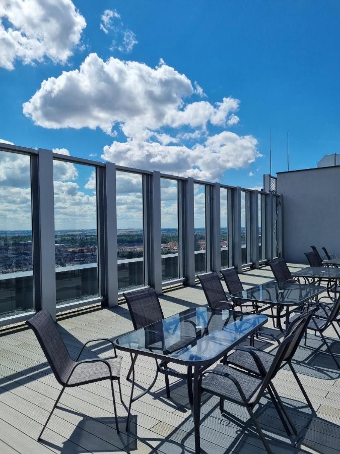Jbhotels Apartament Comfort Hanza Tower Szczecin Dış mekan fotoğraf